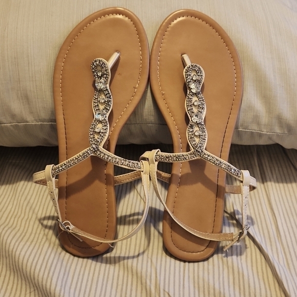 Womens SZ 10 Bling sandals - Picture 1 of 4
